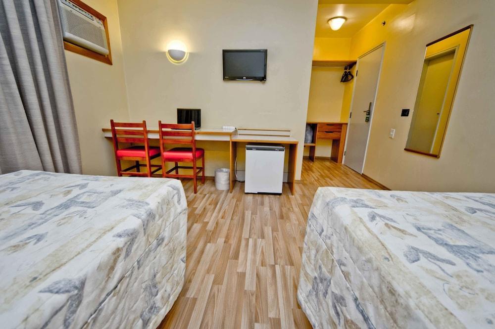 Hotel Dan Inn Sorocaba By Nacional Inn Esterno foto