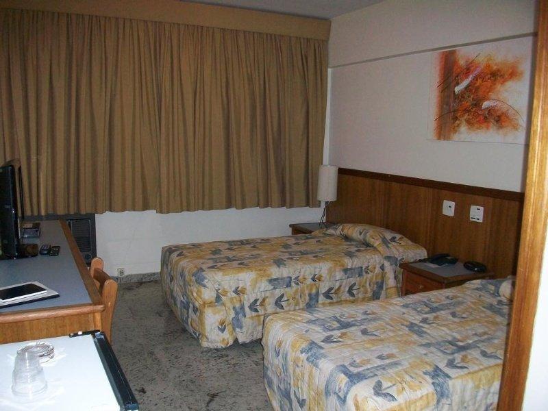 Hotel Dan Inn Sorocaba By Nacional Inn Esterno foto