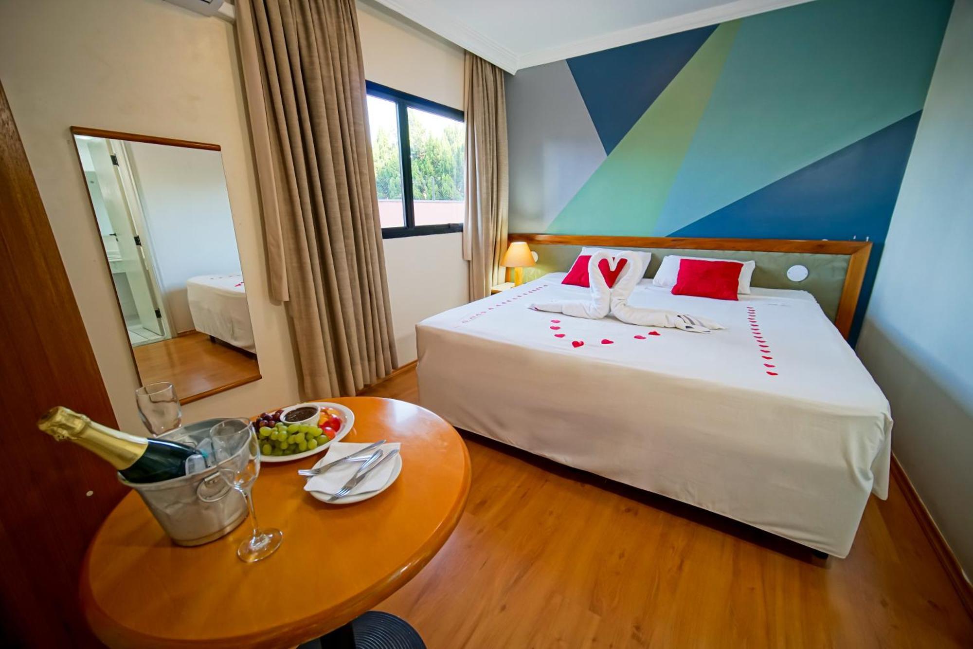 Hotel Dan Inn Sorocaba By Nacional Inn Esterno foto